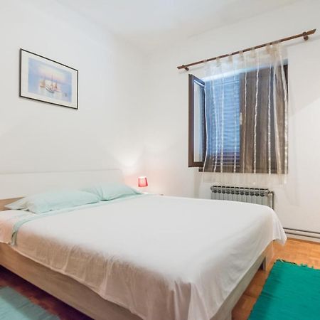 Apartman Zvjezda Biograd Na Moru Esterno foto