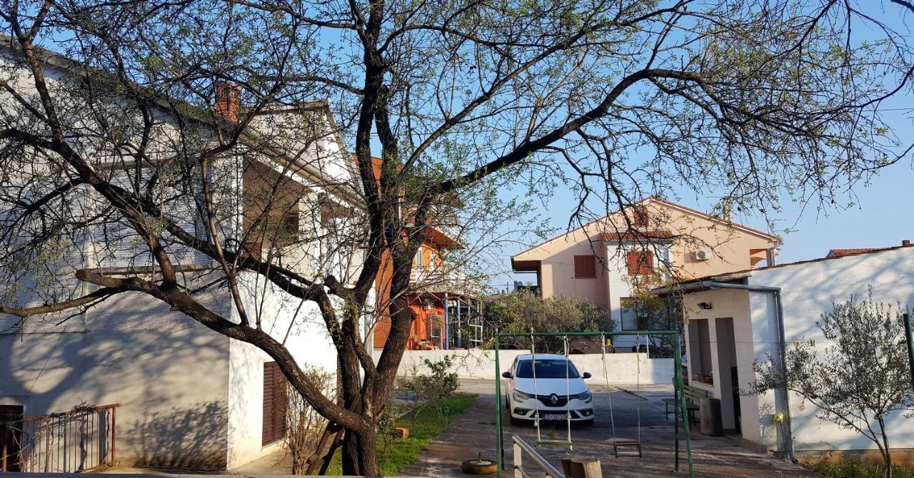 Apartman Zvjezda Biograd Na Moru Esterno foto