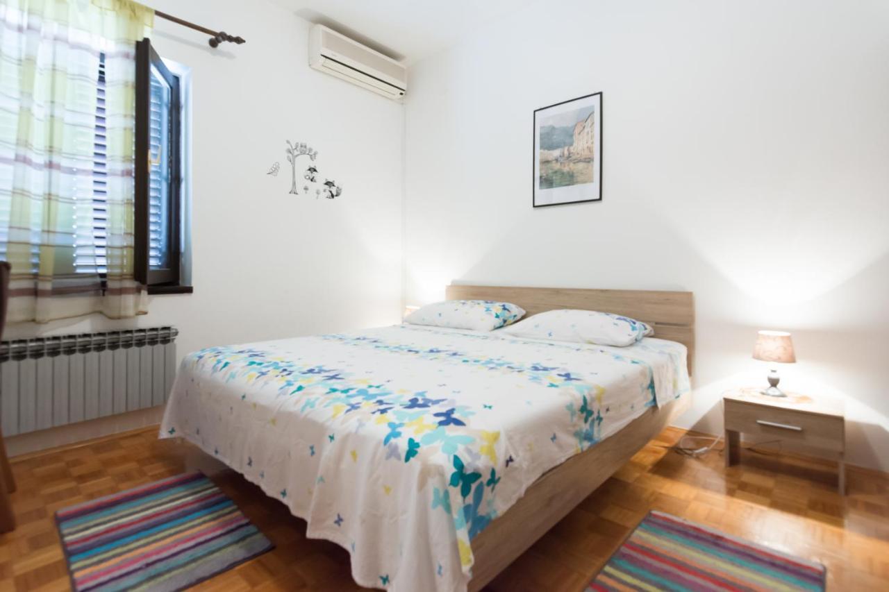 Apartman Zvjezda Biograd Na Moru Esterno foto